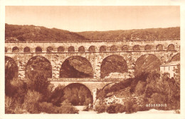 30-PONT DU GARD LE VIEUX MOULIN-N°5141-E/0055 - Autres & Non Classés