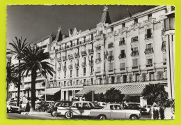 06 NICE N°184 HÔTEL ROYAL Et Promenade Des Anglais En 1967 Voitures Simca Chambord Citroën Traction Triumph - Bar, Alberghi, Ristoranti