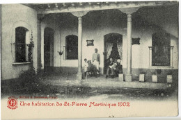 Une Habitation De St-Pierre Martinique 1902 Circulée - Autres & Non Classés