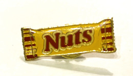 PINS ALIMENTATION NUTS  / 33NAT - Alimentación