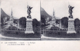 65 - Hautes Pyrenees - LOURDES - La Basilique Et La Statue De Saint Michel -   Carte Stereoscopique  - Lourdes