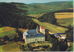 CPM  France Auvergne Rhône Alpes   07 Ardèche  Saint Laurent Les Bains  L’abbaye Et L’Hôtellerie Dans Leur Cadre De Verd - Autres & Non Classés