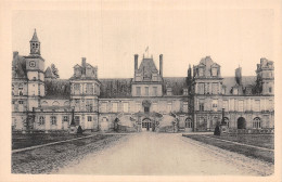 77-FONTAINEBLEAU LE CHATEAU-N°5143-G/0211 - Fontainebleau