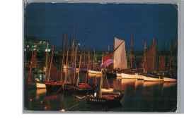 DOUARNENEZ 29 - La Fête Des Vieux Gréements Aout 1986 De Nuit Bateau Voilier - Douarnenez