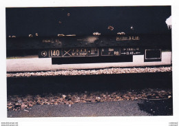 PHOTO TRAINS Wagon Ou Voiture Voyageurs Marquage En 1988 - Trenes