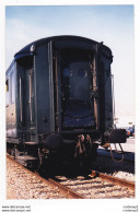 PHOTO TRAINS Wagon Ou Voiture Voyageurs SNCF En Bout Non Datée - Eisenbahnen