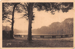 78-VERSAILLES PARC DU GRAND TRIANON-N°5145-H/0279 - Versailles (Schloß)