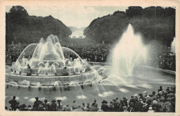 78-VERSAILLES LES GRANDES EAUX-N°5146-G/0215 - Versailles (Schloß)