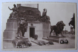 BELGIQUE - BRUXELLES - Tombeau Du Soldat Inconnu - 1942 - Monumenti, Edifici