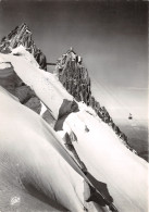 74-CHAMONIX MONT BLANC-N°4202-C/0197 - Chamonix-Mont-Blanc