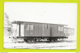 02 MONTCORNET PHOTO TRAINS Wagon Fourgon Voyageurs De 3ème Classe Passerelles En Bout En 1955 VOIR DOS - Eisenbahnen