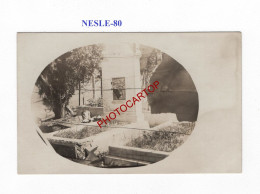 NESLE-80-Monument-Cimetiere-Tombes-CARTE PHOTO Allemande-GUERRE 14-18-1 WK-MILITARIA- - Cimetières Militaires