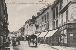 GOURNAY EN BRAY LA RUE NOTRE DAME COTE DE LA PLACE NATIONALE 1918 TBE - Gournay-en-Bray