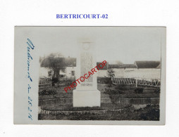 BERTRICOURT-02-Monument-Cimetiere-Tombes-CARTE PHOTO Allemande-GUERRE 14-18-1 WK-MILITARIA- - Soldatenfriedhöfen