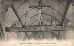 LAMPAUL : LA GRANDE POUTRE SCULTEE - Lampaul-Guimiliau