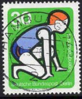 Berlin Poste Obl Yv:431 Mi:469 Jugendmarke Le Sport (Beau Cachet Rond) - Gebruikt