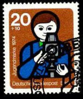 Berlin Poste Obl Yv:430 Mi:468 Jugendmarke La Photo (TB Cachet Rond) - Used Stamps