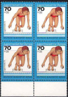 Berlin Poste N** Yv:484 Mi:520 Jugendmarke Natation Bloc De 4 Bord De Feuille - Unused Stamps