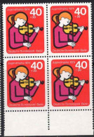 Berlin Poste N** Yv:432 Mi:470 Jugendmarke La Musique Bloc De 4 Bord De Feuille - Unused Stamps