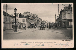 CPA Mantes, Avenue De La République, Prise Du Rond-Point  - Autres & Non Classés