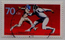 Berlin Poste Obl Yv:529 Mi:568 Für Den Sport Escrime (cachet Rond) (Thème) - Fencing