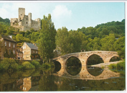 Château De Belcastel Se Reflétant Dans Les Eaux De L'Aveyron - Autres & Non Classés