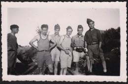 Photographie Militaria Soldats Militaires Campement à Cavallo, Corse, Morenval Farrugia Nabet Soblès Dubois Pento 11x7cm - Oorlog, Militair