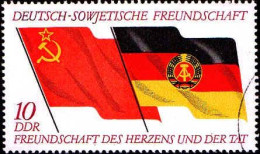 Rda Poste Obl Yv:1448 Mi:1759 Drapeaux URSS & RDA (cachet Rond) - Gebraucht