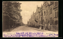 AK Marburg A. L., Geschwisterpaar In Der Universitätsstrasse  - Marburg