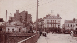 Nantes * RARE Photo Circa 1880/1900 * Place Pirmil * Pharmacie MENEUX , Café De La Terrasse * 14.6x8.5cm - Nantes