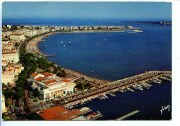 CPSM  10,5 X 15  Alpes Maritimes  CANNES Le Port Le Casino Et La Croisette  Photo Geay-Aéro - Cannes