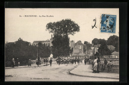 CPA Mayenne, La Rue Roullois  - Mayenne