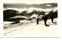 CPSM 9 X 14 GEP Isère L'hiver à  L'ALPE D'HUEZ  La Piste Autour Du Chalet T.C.F.    Skieurs - Other & Unclassified