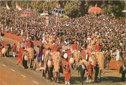 Animaux - Eléphants - Inde - India - New Delhi - Republic Day Parade - Voir Timbre - CPM - Voir Scans Recto-Verso - Elephants