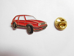 Beau Pin's En Relief , Auto VW VAG Volkswagen , Golf - Volkswagen