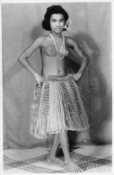 Photographie - Papouasie - Jeune Fille Seins Nus - Nu Ethnique - Océanie