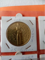 Médaille Touristique Arthus Bertrand AB 75 Paris Musée Grévin Sans Date  Lorie - Undated