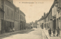 Fère Champenoise - Rue De Sézanne "animés" - Fère-Champenoise