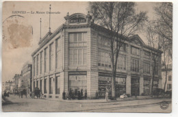 CPA ( Saintes - La Maison Universelle ) - Saintes