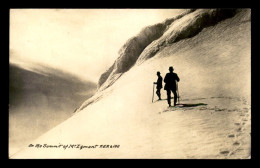 NOUVELLE-ZELANDE - ON THE SUMMIT OF MT EGMONT  - Nuova Zelanda