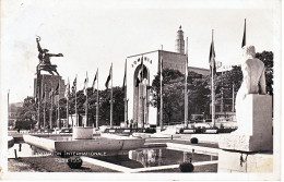 75 PARIS  Les Pavillons De La Roumanie Et De L'URSS Exposition De 1937 - Mostre
