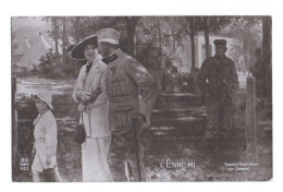 Galerie Patriotique - L'ENNEMI D'après L'illustration Par Simont - Belle Femme Et Soldat Blessé - Prisonnier Allemand - Patriotiques