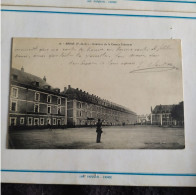 CPA  De Arras (Pas De Calais) - Intérieur De La Caserne Schramm - Carte Animée - Militaire Au Clairon - Daté 1914 - Barracks