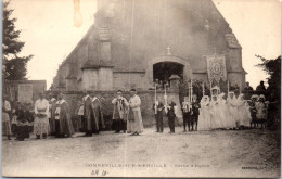 14 GONNEVILLE - Sortie De L'eglise (communion) - Autres & Non Classés