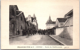 16 COGNAC - Domaine Pellisson, Sortie Des Etablissements  - Cognac