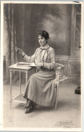 16 COGNAC - CARTE PHOTO - Femme (professeur D'espagnol)  - Cognac