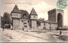 46 CAHORS - La Barbacane A Droite La Tour Des Pendus  - Cahors