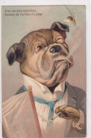 Bouledogue Humain Fumant Et Guepe . Bulldog And Wasp Embossed Gaufrée - Chiens