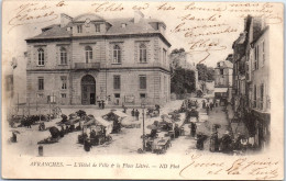 50 AVRANCHES - L'hotel De Ville Jour De Marche  - Avranches