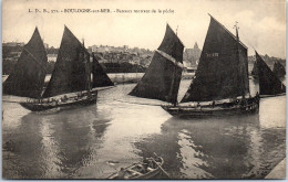 62 BOULOGNE SUR MER - Bateaux Rentrant De La Peche. - Boulogne Sur Mer